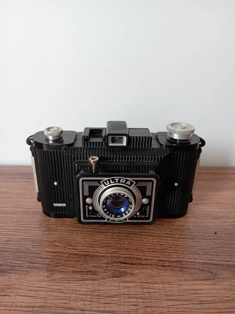 Ancien Appareil Photo ULTRA FEX De Collection Avec étui Cuir, état Correct