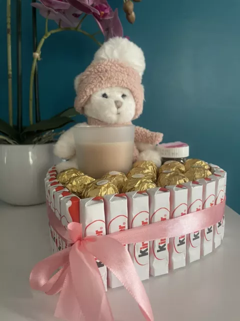 REGALO DULCE Coffret chocolat Kinder à offrir avec 39 chocolat noel kinder,  Box chocolat a offrir kinder bueno, coffret cadeau chocolat en forme de  cœur, 17 x 15 cm : : Epicerie