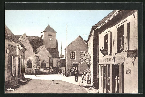CPA Villefranche-St-Phal, La Place