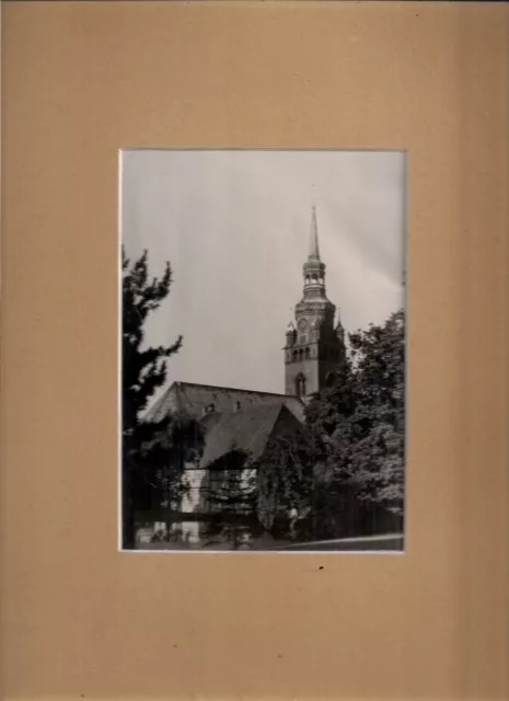 historisches Foto Kirche Itzehoe vom 31.03.1946 13x18cm im Passepartout 24x30cm