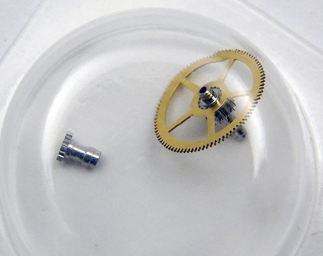 ROLEX WATCH MOVEMENT 1130 center wheel & cannon pinion part