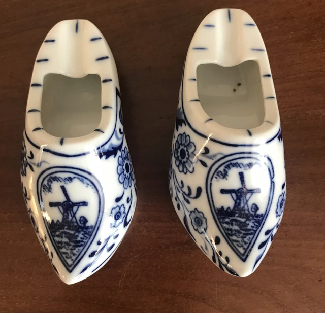 Delft Blue Dutch Clog Clogs X2 Trinket Ashtray Windmill Holland Blue & White