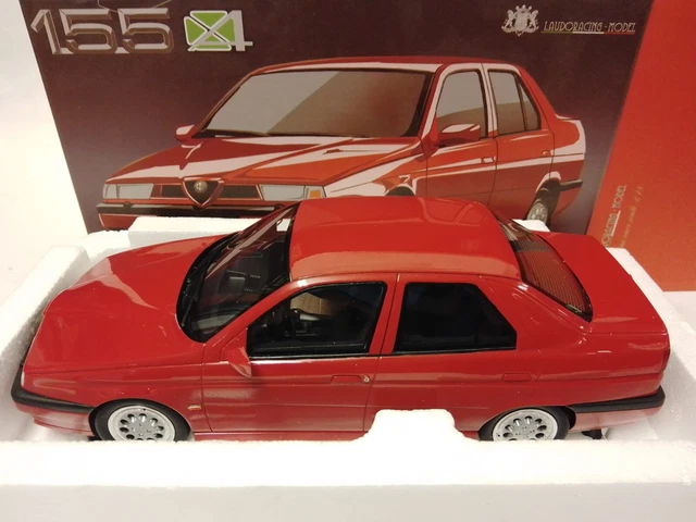 LAUDORACING-MODELS Alfa Romeo 155 2.0i Turbo 16V Q4 1992 Rouge 1/18 Résine