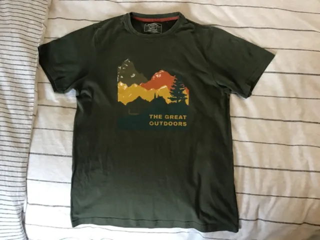 Mountain Warehouse Mens T-shirt size XS (fit boys 12-14)