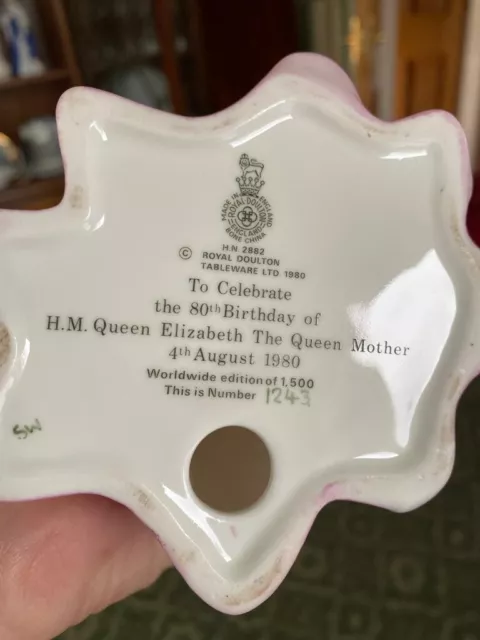 Royal Doulton HM Queen Elizabeth The Queen Mother HN2882 To Celebrate Her 80th 2