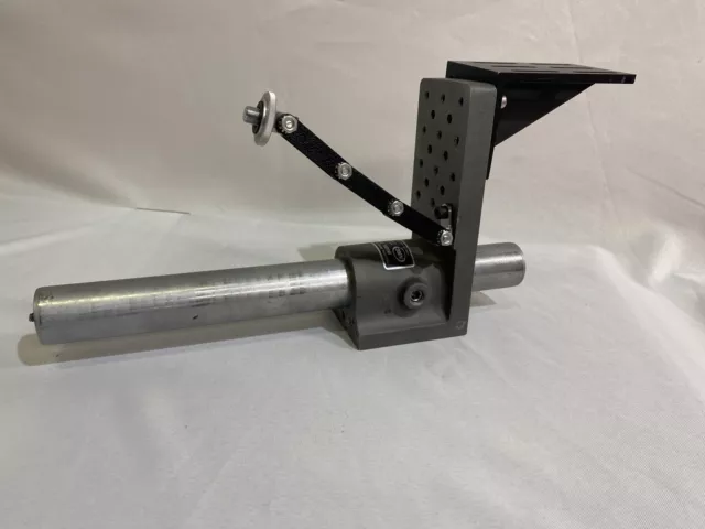 Newport NRC 300-P Optical Platform, Post 14" x 1.5", Angle bracket, Adj. Arm kit