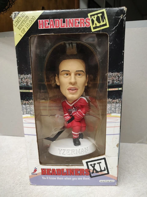 1998 Headliners XL Steve Yzerman NHL Hockey Detroit Red Wings Bobblehead NIB 1998 Headliners XL Steve Yzerman NHL Hockey Detroit Red Wings Bobblehead NIB