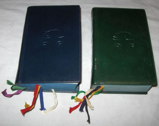 The Liturgy of the Hours Volumes 1 and 4 Advent Christmas Ordinary Time 1975
