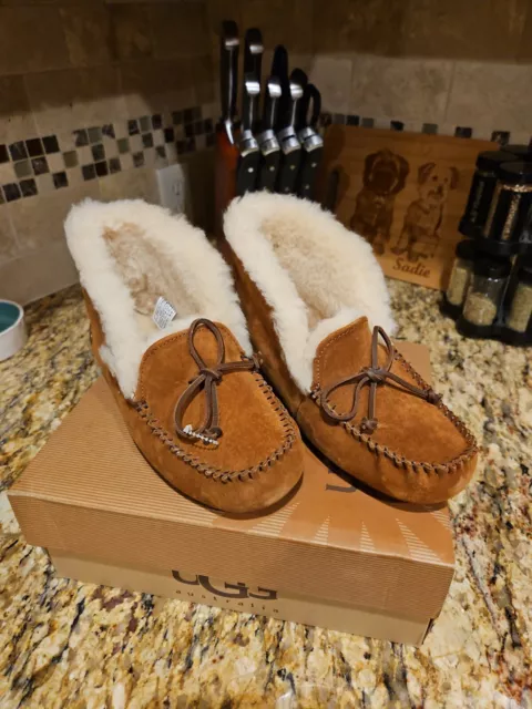 UGG WOMENS ALENA Suede Slippers Chestnut Brown 6.5 Immaculate