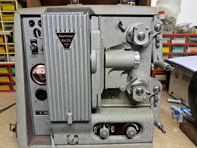 Projecteur De Film Fixe MALEX CLUB - Fonctionnel, Lampe OK, 220V
