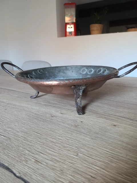 Plat Ancien En Cuivre Signé MECAP - Objet De Décoration Vintage Ou Collecteur