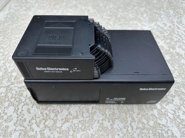 Gm Cadillac Corvette Delco 12 Disc Cd Changer & Magazine 16199553