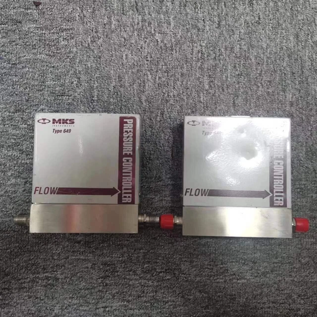 MKS 649A11T11CAVR Mass Flow Controller, two，Gas: N2, Range: 10sccm, 10Torr