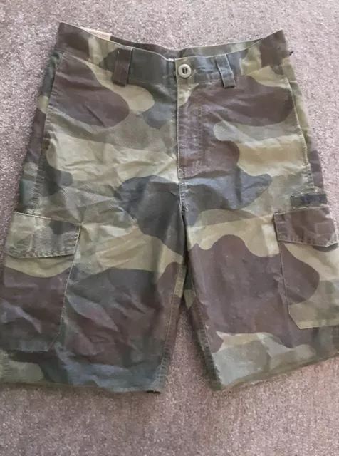 Element boys camo shorts SIZE 28 new