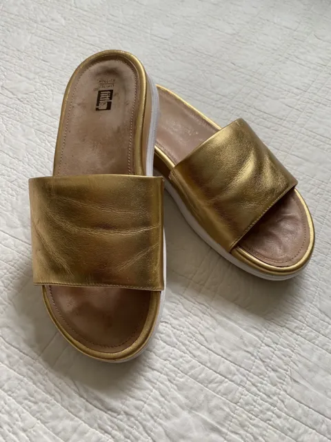 FitFlop Luxe Loosh Slide Sandals Metallic Gold Leather Slip On Sandals Size 8