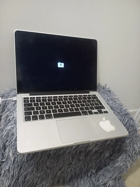 Apple MacBook Pro (Retina) 13" (A1502) 2015 - I5 2.7ghz -  8go RAM
