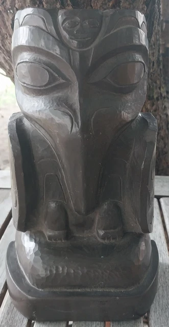 Amos Wallace c. 1967 Griffins, Alaska Totem Figure Bookend