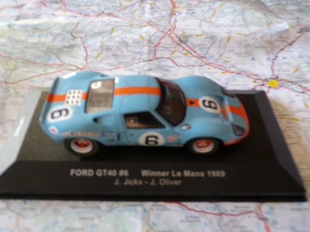 Miniature Ford GT40 N°6 – Vainqueur Le Mans 1969 – Spark 1/43