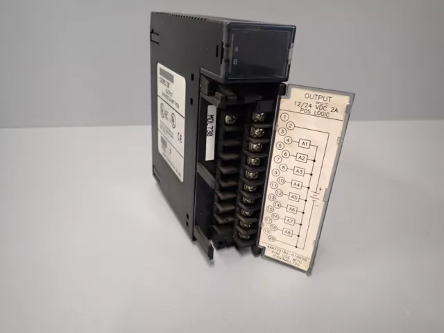 IC693MDL730 - GE FANUC - IC693MDL730F / Module 8 sorties 12/24 V DC 2AMP USED