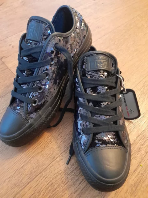 Converse basse argent 2025
