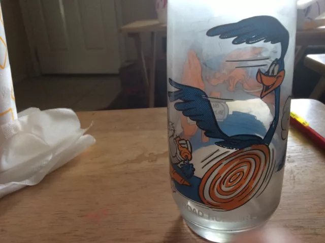 VINTAGE ROADRUNNER WILEY Coyote Bugs Bunny Pepsi Series 1979 Collectors