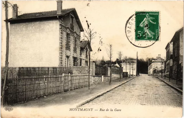 CPA Montmagny Rue de la Gare FRANCE (1307727)