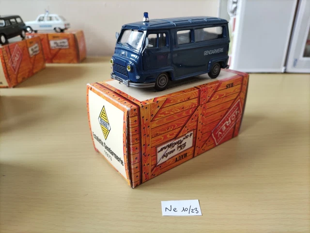LES MINIATURES DE NOREV ESTAFETTE RENAULT REF 42 BON ÉTAT BOITE D'ORIGINE 1961 | eBay
