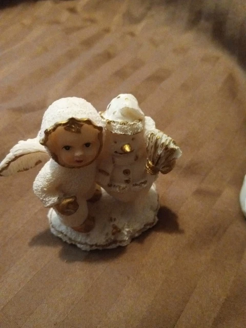 Vintage Three PC Snow Bunnies Figurines Set Beautiful Estate Sale Pick 3