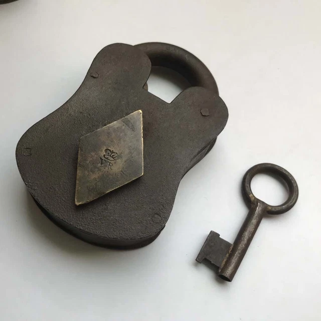 Iron Smoke house padlock lock with key decorative shape, old or antique
