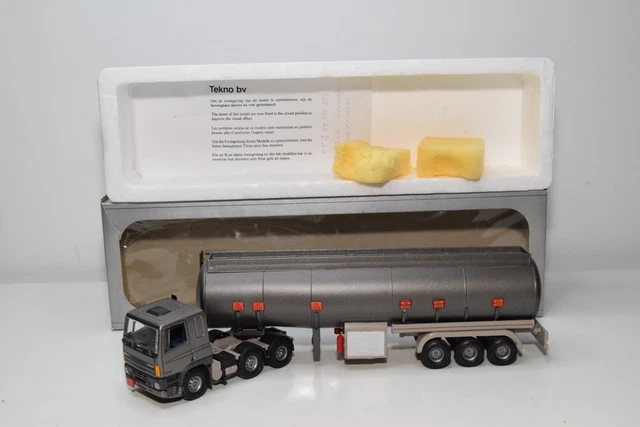 Tekno 1/50 - Daf 95 Semi-remorque Citerne Nedlloyd Road Cargo - Sans Boîte