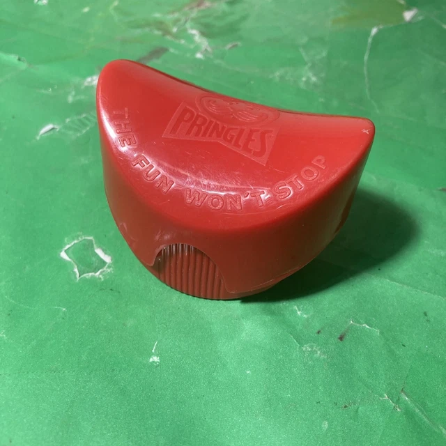VINTAGE PRINGLES POTATO Chip Holder Red To Go Snack Container Lunchbox