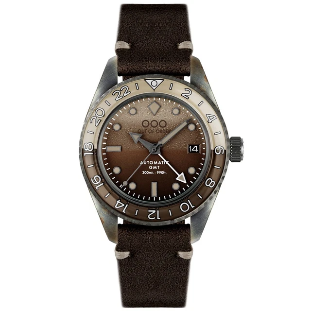 Montre Homme Out Of Order Paloma GMT Automatique - Boîtier Acier 40mm, Cadran Rose, Étanche 300m - Neuve Avec Écrin