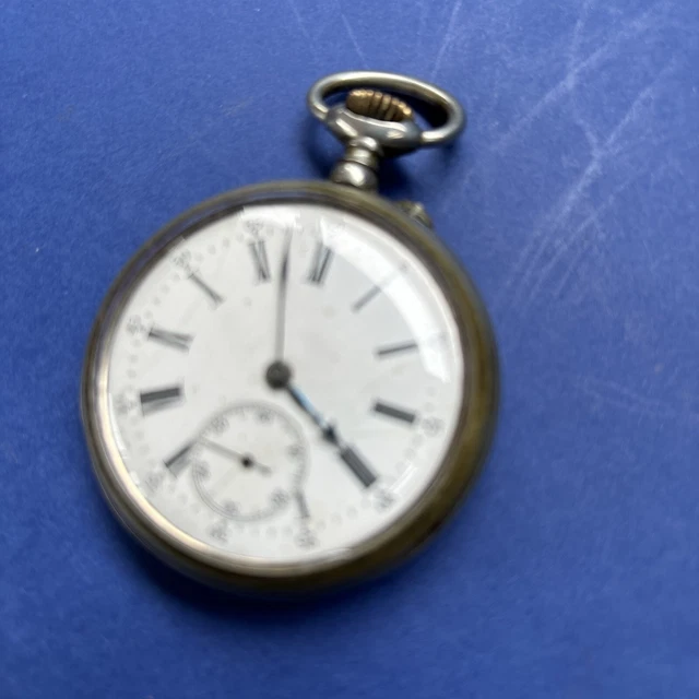 Découvrez de belles montres de poche sur