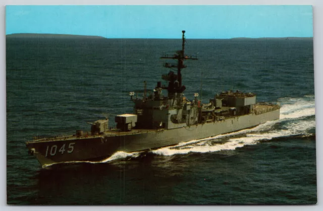 Postcard USS Davidson FF-1045 M141
