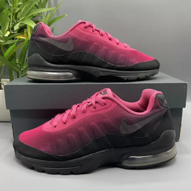 womens nike air max invigor pink and black