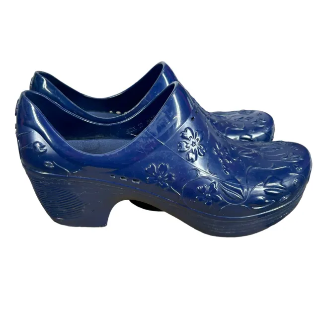 Woman Dansko Blue Clogs Rubber  Floral Slip Resistant Sz 37  6.5-7 USA Kane Pixi