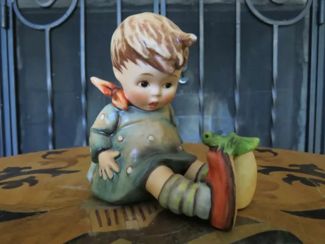 Hummel Goebel Friend or Foe First Issue 434 TMK-6 Figurine Gerhard Skrobek 1981
