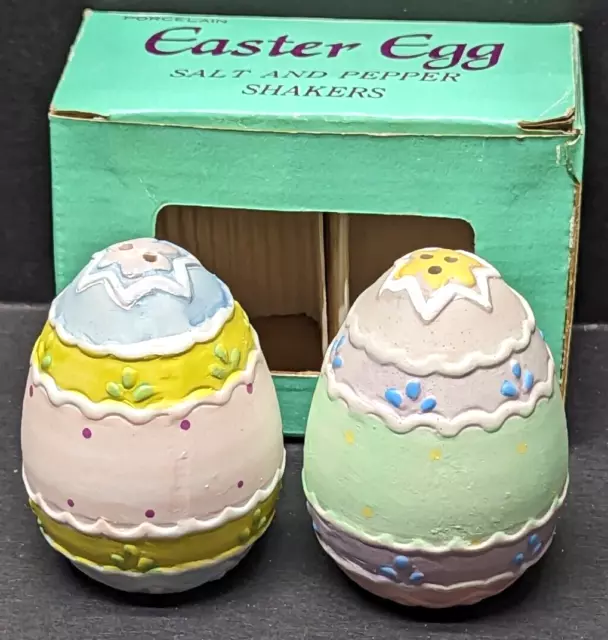 Easter Egg Salt And Pepper Shakers Ceramic New