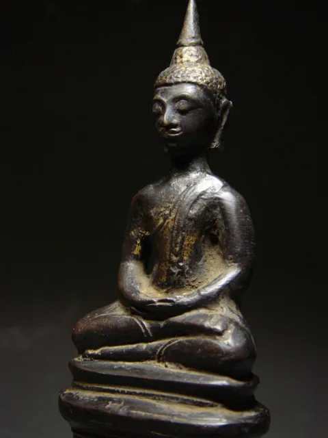 ANTIQUE BRONZE SOUTHEAST ASIA ENTHRONED BUDDHA, BURMESE INFLUENCE.  19/20th C. 3