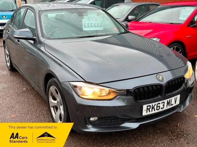 2013 BMW 3 Series 2.0 320d Automatic Diesel 4dr | PARKING SENSORS | SAT NAV