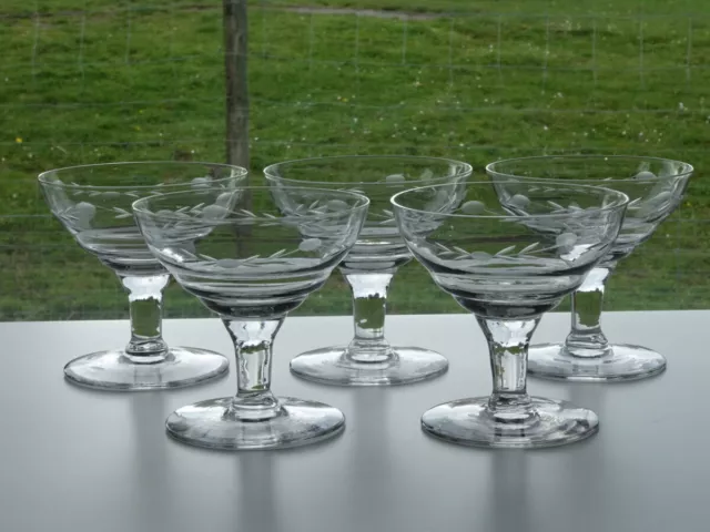 Portieux Meisenthal série de 5 coupes à champagne verre taillé Art déco 1925's