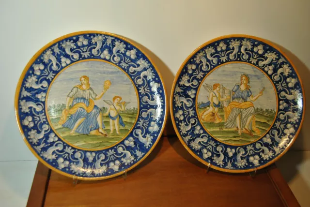 Paire plat ancien italien en faience Italie 19 siècle XIX majolique italienne