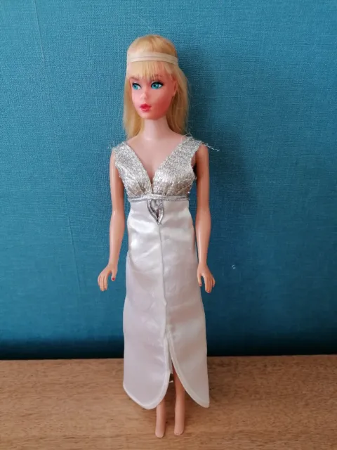 Poupee mannequin Barbie ancienne des années 60-70