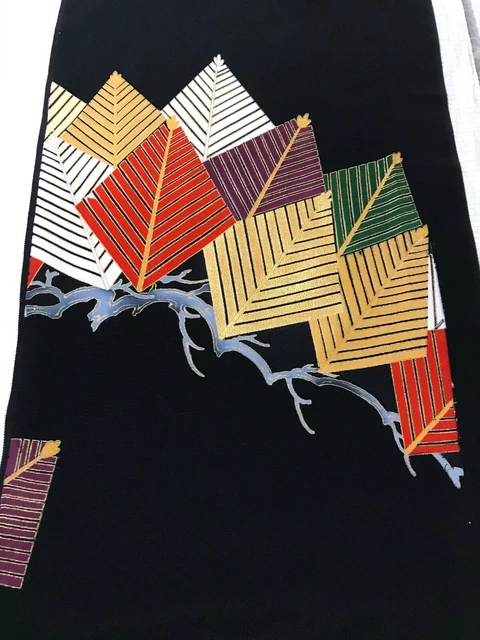 @@ Japanese kimono silk fabric/ tomesode black/ pine tree AP27