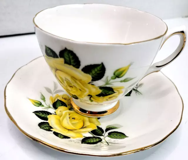 Colclough Bone China England Tea Cup Saucer Beautifully Elegant Vintage