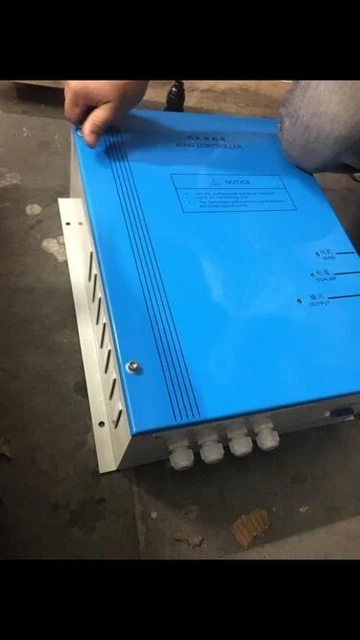 éolienne 48v Ac 600w avec onduleur 48 Dc