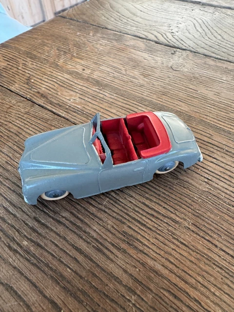 DINKY TOYS ANCIEN VOITURE SIMCA 8 SPORT PARE BRISE EPAIS référence 24 S