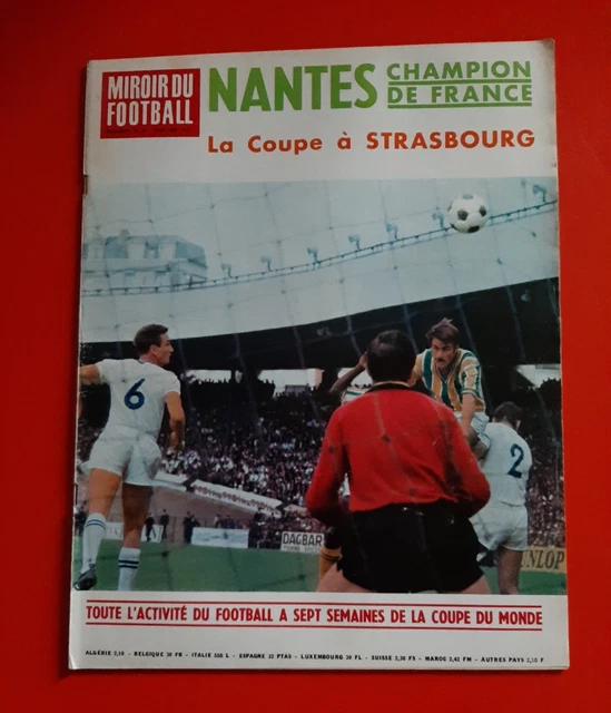 Miroir Du Football N°227 De 1974 : ASSE - Lisbonne + Posters Rares Barcelone Et Pelé