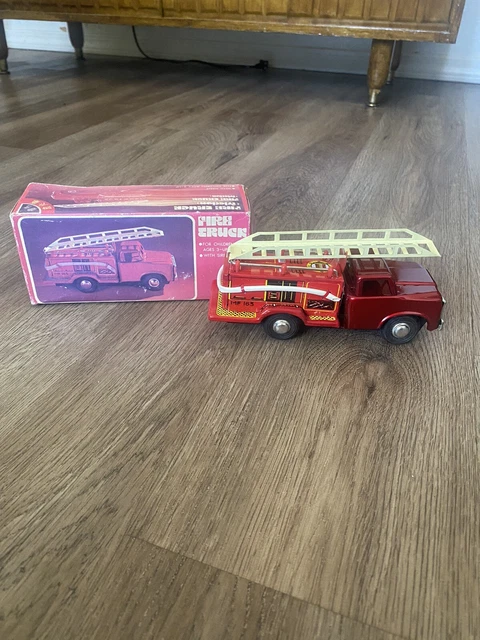 MS GDR Camión de Bomberos Fricción Chapa Tintoy Fire Truck 27 CM