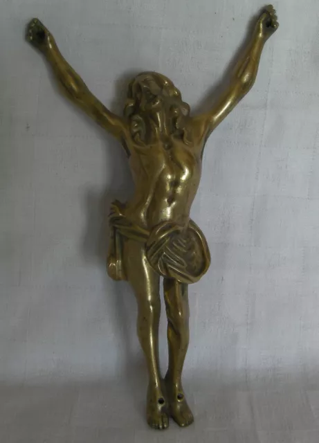 Ancien christ en bronze
